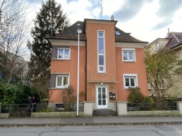 Ravensburg-Kuppelnau –
Stilvolles 3-Familienhaus im Charme der 30’er Jahre, 88212 Ravensburg, Mehrfamilienhaus