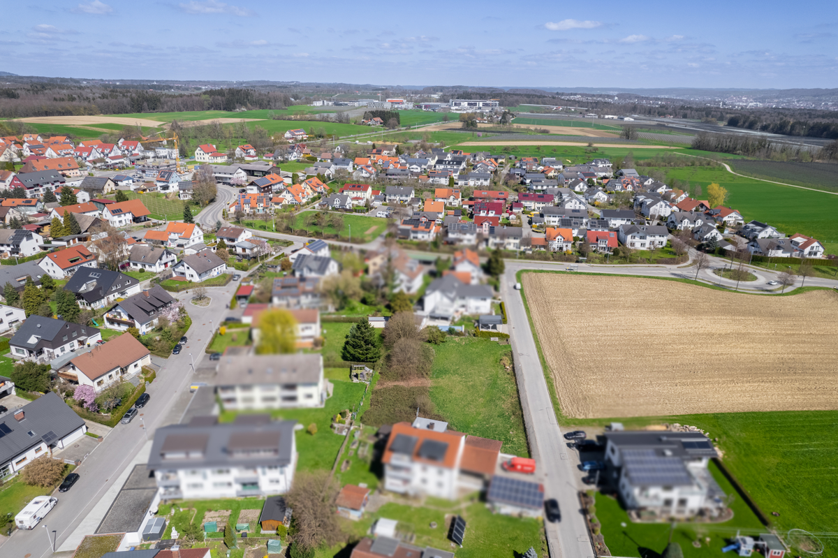 Luftbildaufnahme vom Grundstück