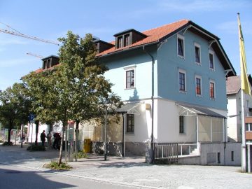 Postgebäude in Lindenberg/Allgäu, 88161 Lindenberg, Wohn- und Geschäftshaus