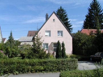 Gepflegtes Ein- bis Zweifamilienhaus in ruhiger, sonniger Lage von Weissenau, 88214 Ravensburg-Weissenau, Haus