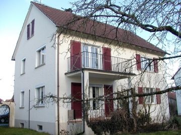 3-Familienhaus mit sonnigem Grundstück, 88074 Meckenbeuren, Mehrfamilienhaus