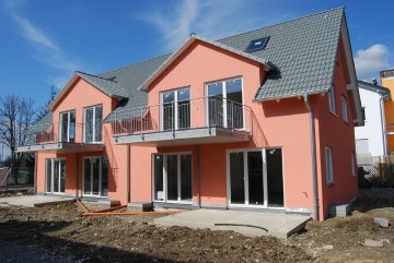 Attraktive Doppelhaushälften in ruhiger, sonniger Lage von Baindt, 88255 Baindt, Doppelhaushälfte