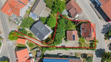 2-Familienhaus mit großzügigem Gartengrundstück in Fleischwangen, 88373 Fleischwangen, Mehrfamilienhaus