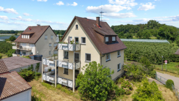 Friedrichshafen-Fischbach – Renovierungsbedürftiges 3-Familienhaus, 88048 Friedrichshafen / Fischbach Bodensee, Mehrfamilienhaus